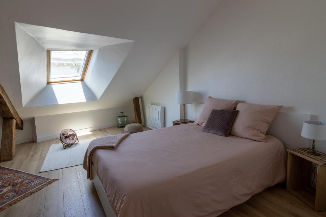 Appartement Duplex Saumur Centre, Refait A Neuf, A Proximite Du Chateau Luaran gambar